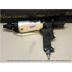 3M 2010 PNEUMATIC APPLICATOR