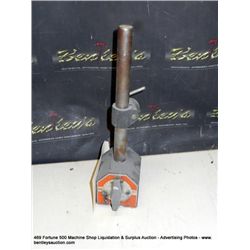 BROWN & SHARPE MAGNETIC TOOL HOLDER