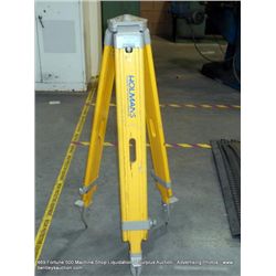 SOKKIA TRIPOD/SURVEY STAND
