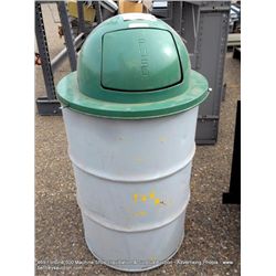 UNITED TRASHCAN