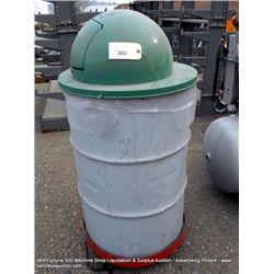 UNITED TRASHCAN