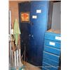 Image 1 : 2-DOOR METAL CABINET