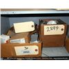 Image 2 : BOX: MISCELLANEOUS METAL PIECES 3X MONEY