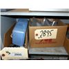 Image 1 : BOX: MISCELLANEOUS METAL PIECES 4X MONEY