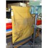 Image 1 : MOBILE PLASTIC BARRIER