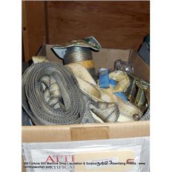LOT: RACHETS, STRAPS