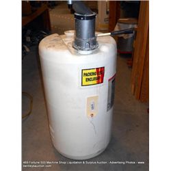 20 GALLON BARREL WITH PUMP