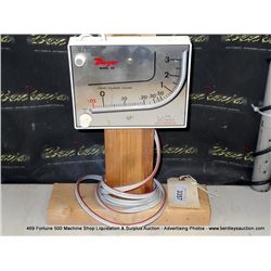 DWYER MARK # MODEL 25 MANOMETER