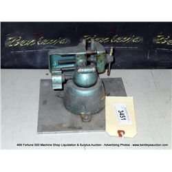 SWIVEL VISE