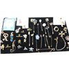 Image 2 : LOT 41 ASSORTED BROOCHES & DECORATIVE PINS