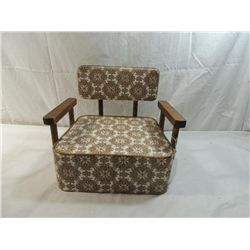 VINTAGE CHILD BOOSTER SEAT