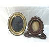 Image 2 : LOT 2 VINTAGE OVAL FRAMES