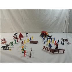 VINTAGE PLASTIC COWBOY & INDIAN TOY LOT