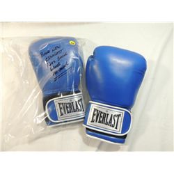 NEW EVERLAST 1602 BOXING GLOVES PRO MODEL
