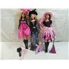 Image 1 : LOT 3 HALLOWEEN BARBIES
