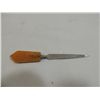 Image 3 : VINTAGE BAKELITE NAIL FILE & SHAVING BRUSH
