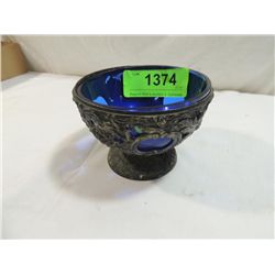 COBALT BLUE GLASS BOWL IN METAL PEDISTAL HOLDER