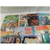 Image 2 : LOT 10 ASSORTED MIXED SPIDERMAN & MARVEL COMICS