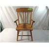 Image 2 : SMALL WOODEN CHILDRENS CHAIR