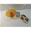 Image 1 : JACKPOT BOX AMBER GLASS CAKE STAND, ATRACS