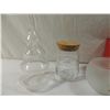 Image 2 : LOT 5 ASSORTED GLASS CHRISTMAS DECORATIONS