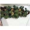Image 2 : LOT 3 RUSTIC CHRISTMAS DECORATIONS.