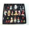 Image 1 : LOT 18 GLASS FIGURE ORNAMENTS