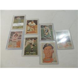 LOT 7 1957 BASEBALL PLAYER CARDS