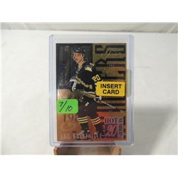 1994 FLEER LUC BOBITAILLE HOCKEY CARD