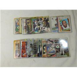 LOT 20 ASSORTED BASEBALL PLAYER CARDS