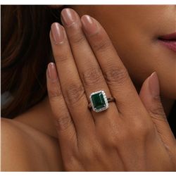 14KT White Gold 3.50ct Emerald and Diamond Ring