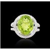 Image 3 : 14KT White Gold 7.13ct Peridot and Diamond Ring