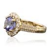 Image 2 : 14KT Yellow Gold 2.72ct Tanzanite and Diamond Ring