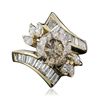 Image 1 : 14KT Yellow Gold 4.51ctw Brilliant Cut Diamond Ring