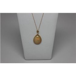 14K GOLD OPAL PENDANT NECKLACE