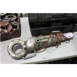 RIGID 700 HAND HELD PIPE THREADER