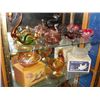 Image 2 : GROUP OF15  ASSORTED VINTAGE ART GLASS PIECES