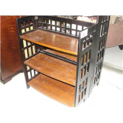 PAIR OF FOLDING BOOK SHELVES