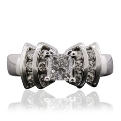 14KT White Gold 1.05ctw Diamond Ring