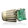 Image 4 : 10KT Two-Tone Gold 4.31ct Emerald and Diamond Ring