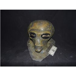 ALIEN MASK FROM ARIANA GRANDE BREAK FREE VIDEO LOST IN EDIT