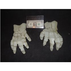 ALIEN DEMON CREATURE WEARABLE GLOVE HANDS USED IN ARIANA GRANDE VIDEO 1