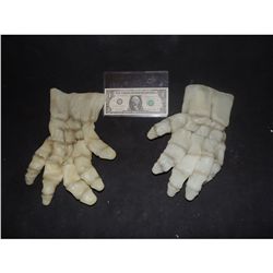 ALIEN DEMON CREATURE WEARABLE GLOVE HANDS USED IN ARIANA GRANDE VIDEO 4