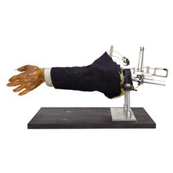 BIG TROUBLE IN LITTLE CHINA LO PAN ANIMATRONIC TRANSFORMATION ARM SCREEN MATCHED