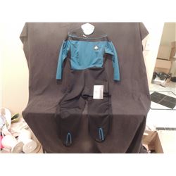 STAR TREK THE NEXT GENERATION BEVERLY CRUSHER MEDICAL COMMANDER UNIFORM WITH COMMUNICATOR & RANK