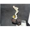 Image 3 : X FILES THE FLUKEMAN COLLECTIBLE FIGURE IN BOX