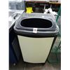 Image 1 : Portable Ice Bin