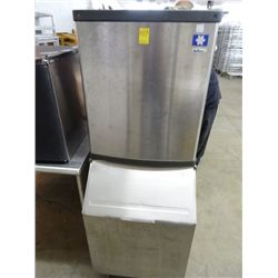 Manitowoc 800 Lb. Flaker Ice Machine