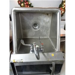 S/S Wall Mount Hand Sink