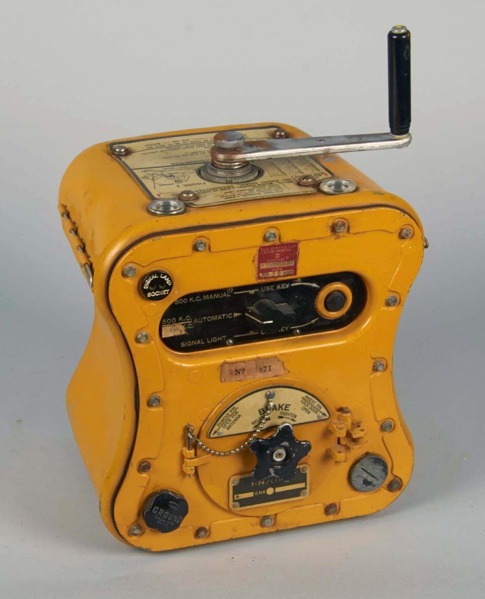 Gibson Girl Lifeboat Hand Crank Survival Radio